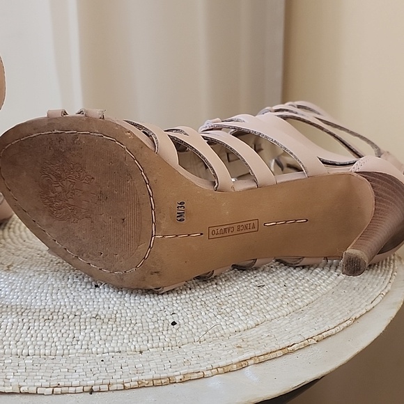 Vince Camuto Women's Tan Heeled Sandals 6M - Picture 8 of 10